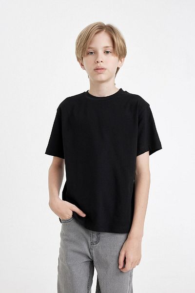 DeFacto Boy's Regular Fit Crew Neck Short Sleeve Basic Black T-Shirt D8471A8Ns