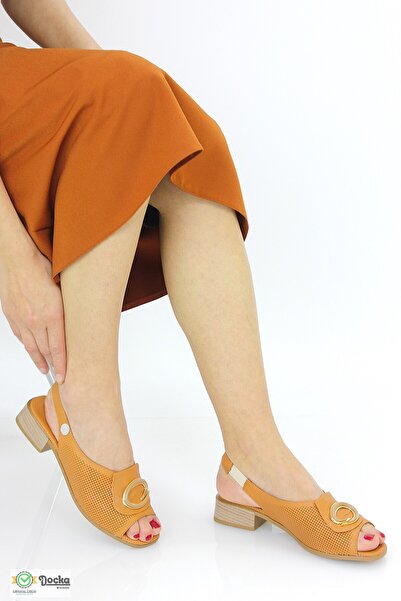 Mammamia Kadın Hakiki Deri Düz Topuklu Klasik Yazlık Sandalet M24/ys1340