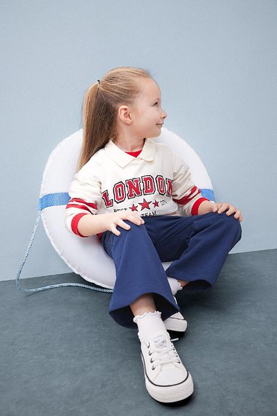 DeFacto 2-Piece Set with Polo Neck Printed Sweatshirt and Elastic Waist Sweatpants for Baby Girl - D7874A525