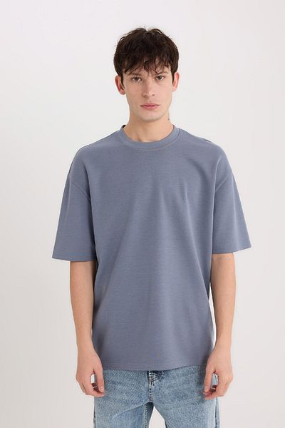 DeFacto Übergroßes, weites, kurzärmliges Basic-T-Shirt aus schwerem Stoff mit Rundhalsausschnitt X3926az25sp