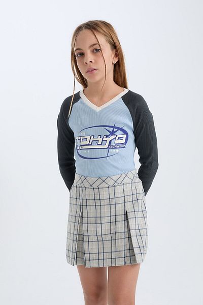 DeFacto Tricou cu mânecă lungă pentru fete, slim fit, cu decolteu în V, imprimat, cu nervuri D6991A824WN
