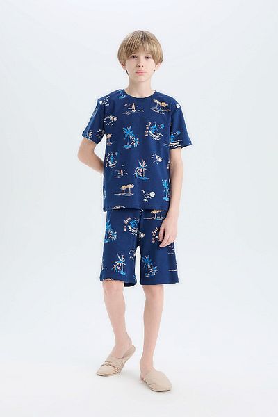 DeFacto Jungen-Pyjama-Set mit gemustertem Kurzarm-Oberteil und Shorts D9992a825sm