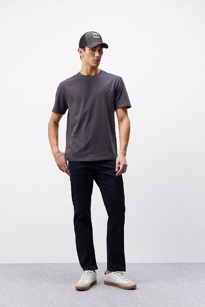 DeFacto Neues, einfarbiges Basic-Kurzarm-T-Shirt mit normaler Passform und Rundhalsausschnitt V7699AZ25SP