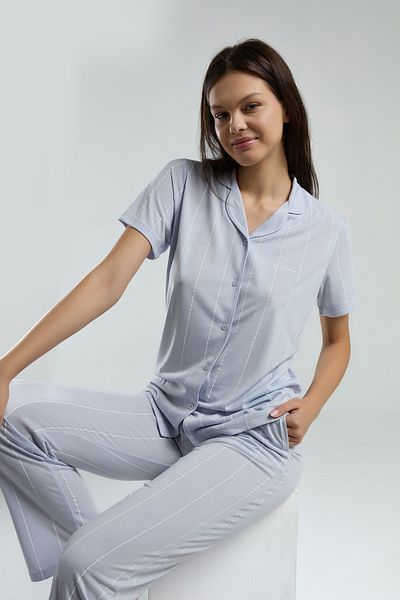 Pierre Cardin Set de pijamale cu mâneci scurte pentru femei, cu guler în dungi, din jerseu THCLVR.82.PCR