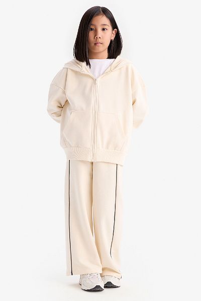 DeFacto Girl's Hooded Basic Plain Pocket Zippered Sweatshirt D9079A825Sp