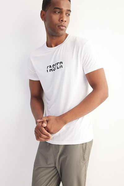 DeFacto Fit Slim Fit Slim Fit Crew λαιμόκοψη με στάμπα αθλητικό κοντομάνικο μπλουζάκι D7811ax25sp