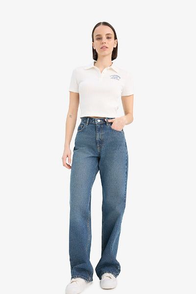 DeFacto Coool Tailliertes bedrucktes geripptes Kurzarm-Polo-T-Shirt in Weiß D1095ax25sm