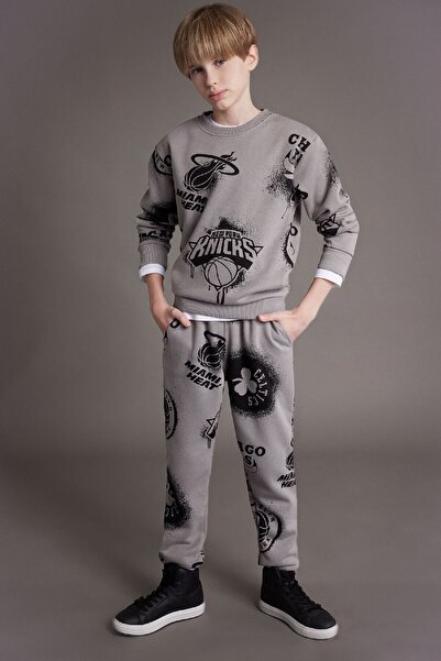 DeFacto Boy's Nba Current Teams Crew Neck Sweatshirt Y4130A624Wn