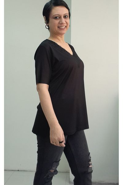 Mertcan Butik Black V-Neck Collar Lace Detailed Short-Sleeved Combed Viscose T-Shirt