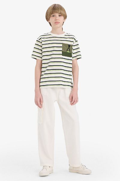 DeFacto Boy's Crew Neck Striped Pocket Detailed Short Sleeve T-Shirt E0965A825Sm