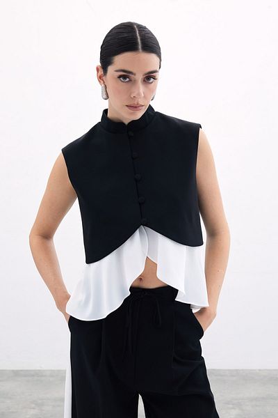 Sateen Черно контрастно късо яке