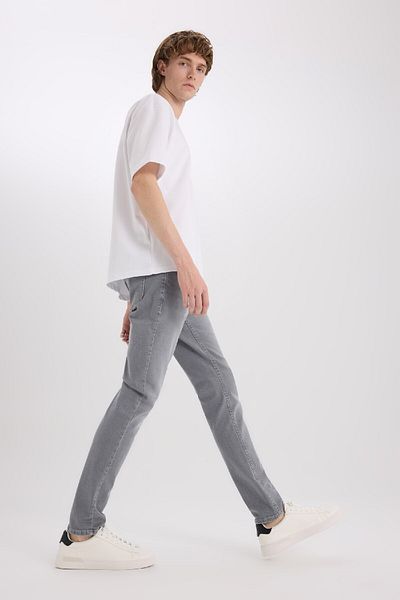 DeFacto Pedro Slim Fit Slim Fit Κανονική μέση στενό πόδι τζιν παντελόνι D9782ax25sp
