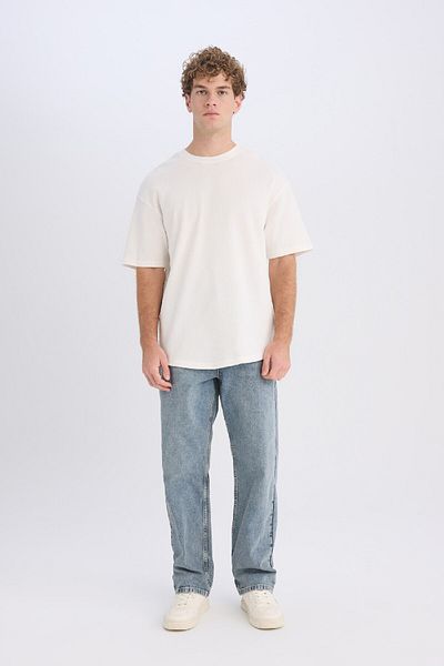 DeFacto 100% Cotton Boxy Fit Crew Neck Short Sleeve Basic Plain Waffle T-Shirt B4443Ax25Sp