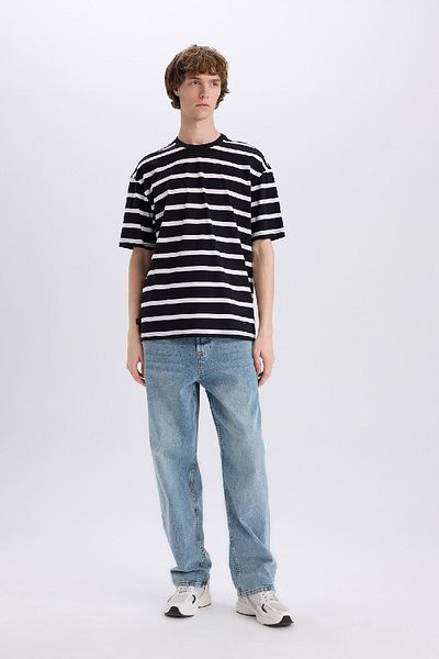 DeFacto 100% Cotton Boxy Fit Crew Neck Striped Short Sleeve T-Shirt E1160Ax25Sm