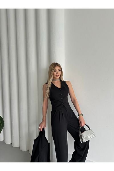 HOEK Women's Black Buttoned Lined Vest