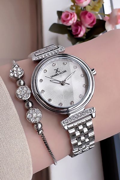 Daniel Klein New Season Cutout Glass Women's Wrist Watch Silver Color Steel Band Gift Bracelet Dkby2027C3