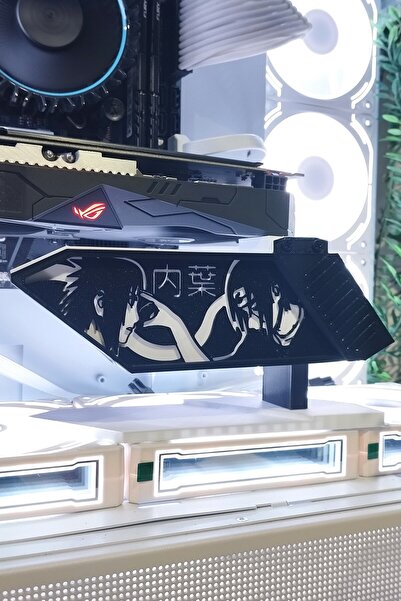 Uchiha Ekran Kartı Tutucu Ayarlanabilir (8-11 cm) GPU Holder