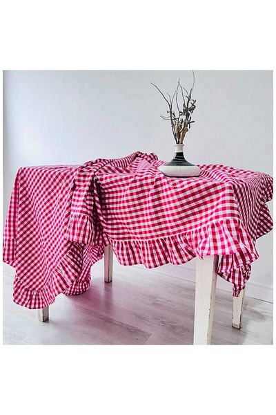 Hobizer Textile Presentation Red Piti Square Table Cloth Table Cloth with Ruffles 160X210 cm