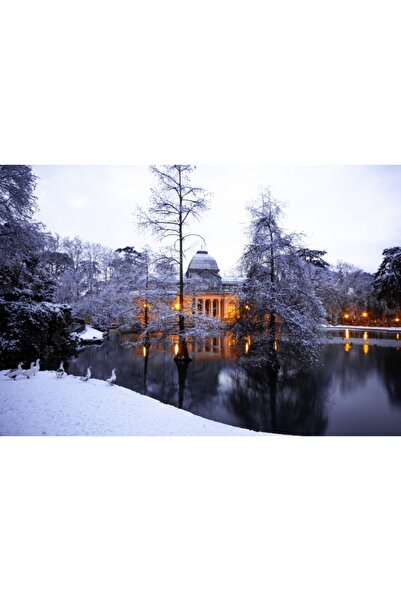 Zumzeria Tablou Canvas Vedere frumoasă de iarnă a unui pavilion istoric pe timp de noapte, 80x50cm