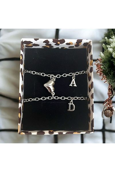 pofudukcase Magnetic Bracelet with Letters and Hearts - Set of 2