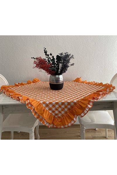 LILYUM Τραπεζομάντηλο με διπλό βολάν Gingham με σχέδιο