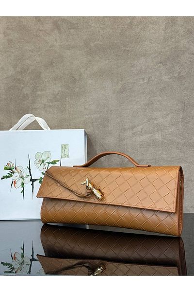 AURA Votega Patterned Clutch Bag