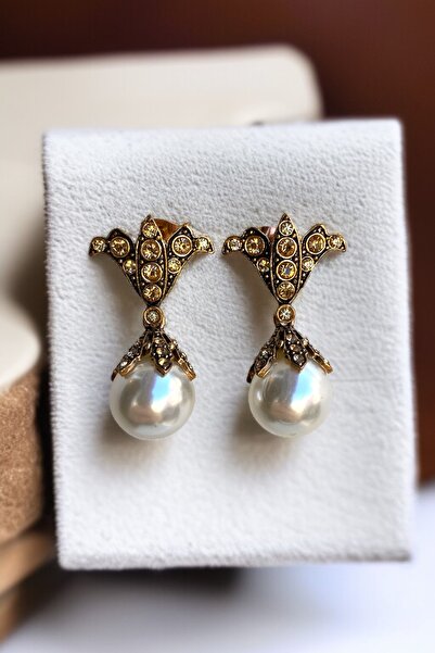 FAYRA ACCESSORIES Mayorka İnci Sallantılı Lale Figür İnci Küpe