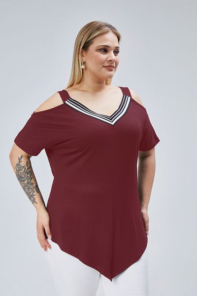 Curvy Trend Plus Size Neckline Stripe Shoulder Low-Cut Triangle Hem Blouse