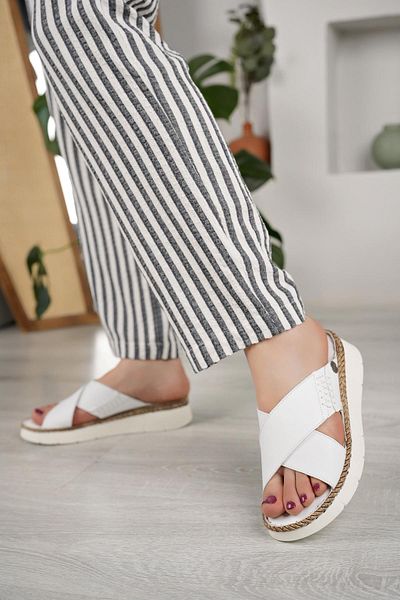 Mammamia D24yt 2125 - Papuci cu pană alb din piele naturală pentru femei