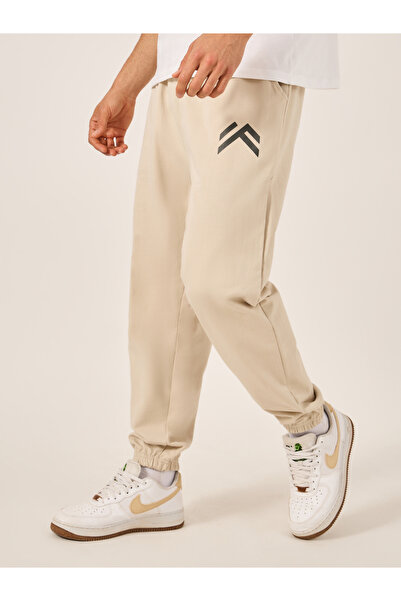 Styli Mid Rise Oversized Joggers with Minimal Print