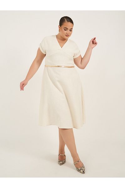 Styli Plus Size Short Sleeves A-Line Midi Dress with Chain Belt