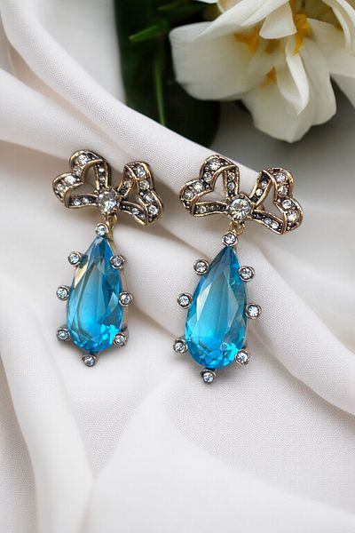 FAYRA ACCESSORIES Crystal Stone Bow Figured Water Drop Earrings
