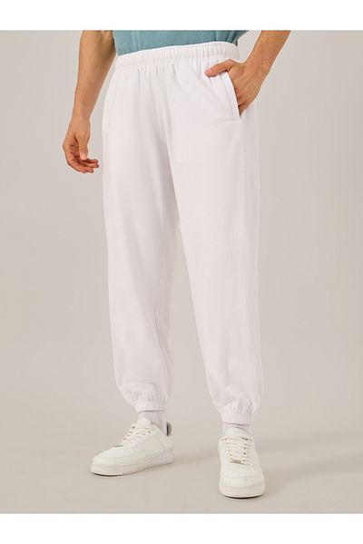 Styli Men White Solid Joggers