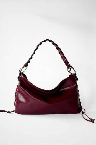 Yuka Atelier Τσάντα ώμου Gigi Shiny Faux Leather μεσαίου μεγέθους Baguette