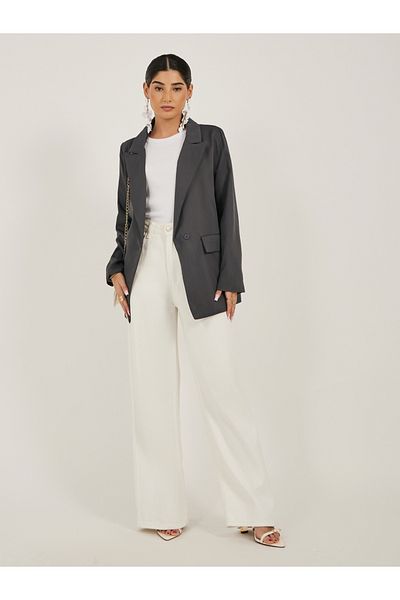 Styli Notch Label Neck Single Breasted Blazer