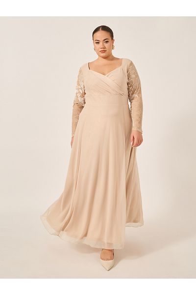 Styli Plus Size Flocked Floral Sleeves Sweetheart Neck A-Line Maxi Dress