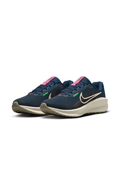 Nike Downshifter 13 Чоловічі кросівки для бігу - Легкі та комфортні