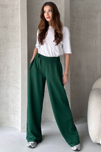 EYYE Green Crepe Fabric Loose Cut Women's Trousers