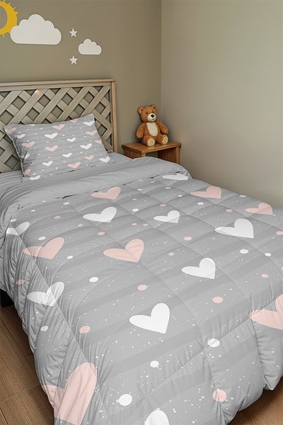 EVPANYA Gray Powder Hearts Patterned Single Quilt and Pillowcase