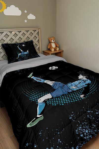 EVPANYA Blue Jersey Crowned Football Player Patterned Single Quilt and Pillowcase