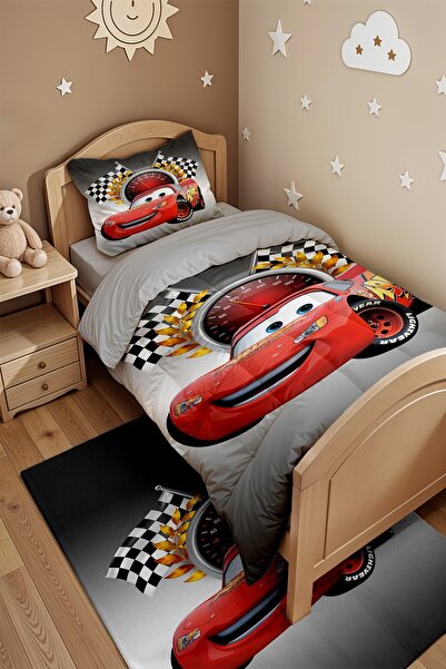 EVPANYA Gray Flag Mcqueen Patterned Single Quilt and Pillowcase