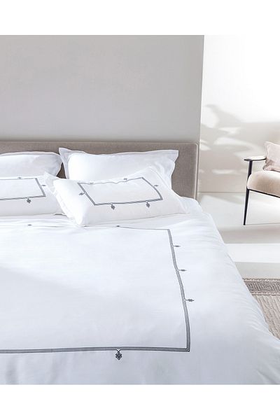 Madame Coco Lilas Besticktes Bettbezug-Set in Familiengröße – Satin
