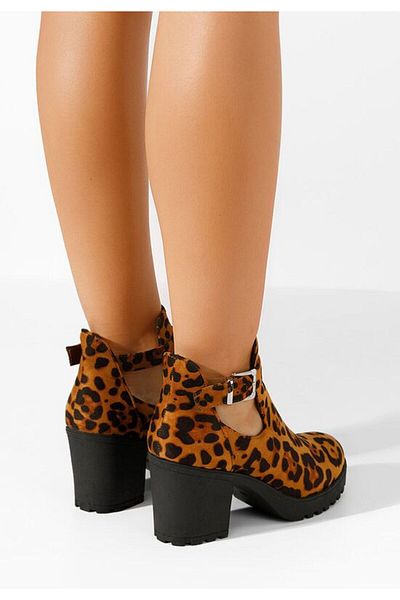 B T Shoes Nomaria leopard autumn boots