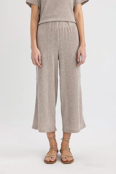 DeFacto Wide Leg Regular Waist Wrap Capri – C4329ax24sp
