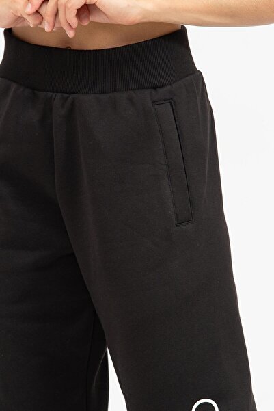 Calvin Klein Bold Monologo Cuffed Kadın Eşofman Altı