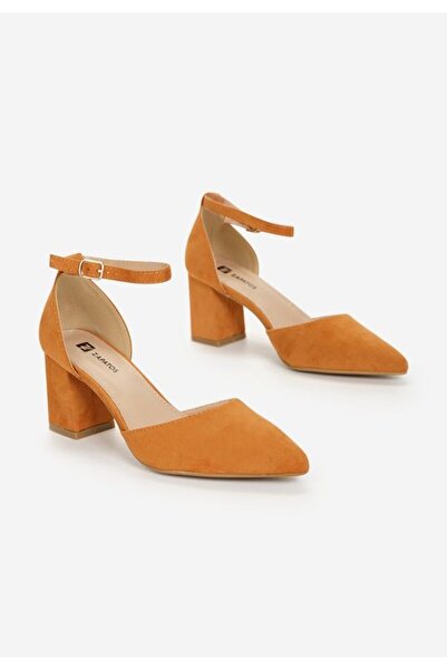 B T Shoes Alivila V2 Camel Chunky Heel Shoes