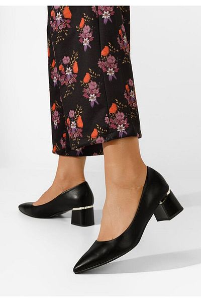 B T Shoes Pantofi cu toc gros Maera negri