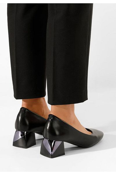 B T Shoes Pantofi cu toc mic Kaleva negri