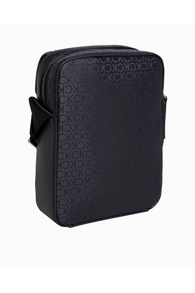 Calvin Klein Geantă de cruce Sleek Reporter