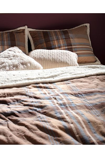 Madame Coco Palloys Sherpa-Tagesdecke
